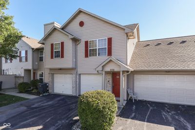 3015 Wildcat Lane, Condo with 3 bedrooms, 2 bathrooms and null parking in Indianapolis IN | Image 2