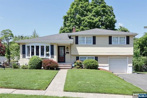 30 Brookfield Rd, Dumont, NJ, 07628-1108 | Card Image