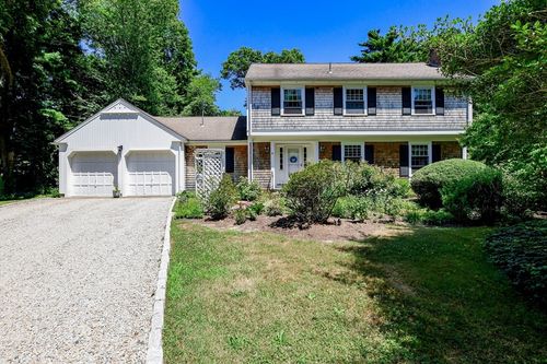17 Olde Knoll Rd, Marion, MA, 02738-2102 | Card Image