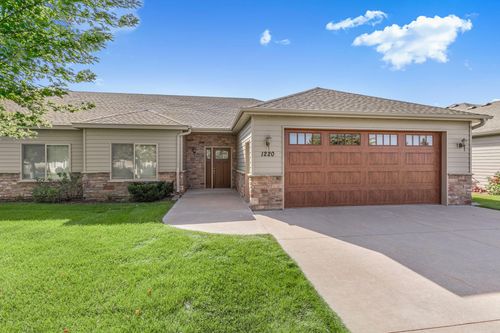 1220 Scout Dr, Sartell, MN, 56377-4817 | Card Image