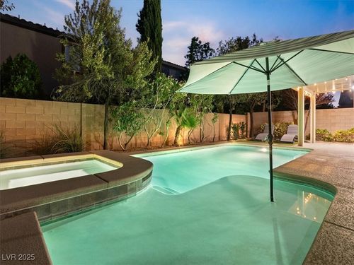 107 Crooked Putter Dr, Las Vegas, NV, 89148-5228 | Card Image