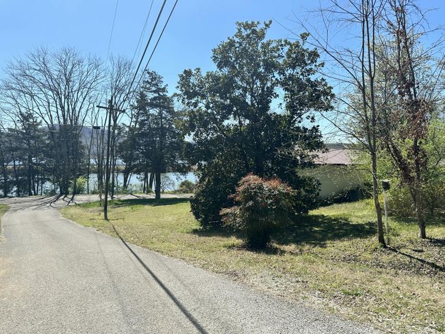 427 Lakeshore Dr, House other with 2 bedrooms, 2 bathrooms and 1 parking in Jasper TN | Image 7
