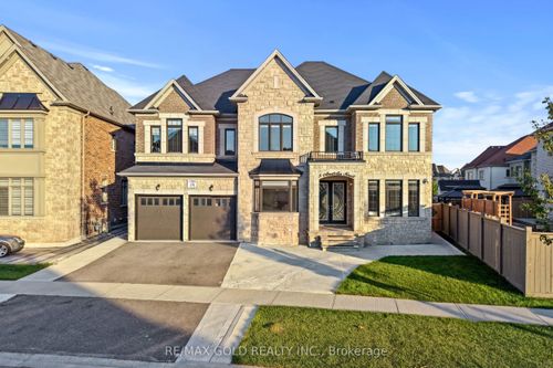 5 Anatolia St, Brampton, ON, L6P4L3 | Card Image