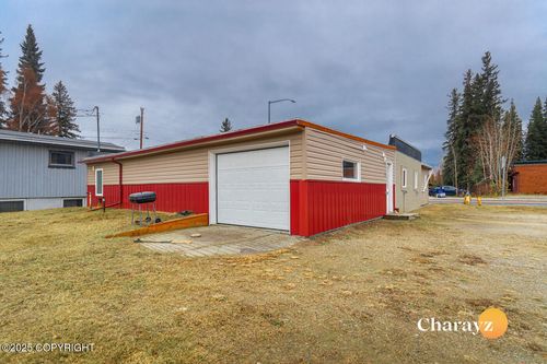 612 College Rd, Fairbanks, AK, 99701-1719 | Card Image
