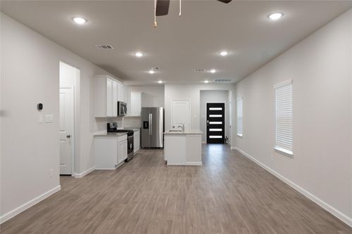 64 Valiant Ridge Trl, Magnolia, TX, 77354-3697 | Card Image