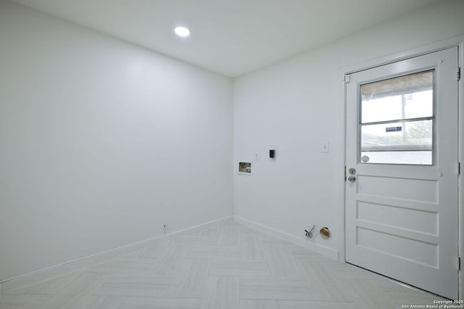 425 Winfield Blvd, House other with 3 bedrooms, 2 bathrooms and null parking in Windcrest TX | Image 19