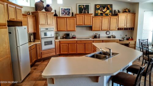 38448 S Lake Crest Dr, Tucson, AZ, 85739-1708 | Card Image