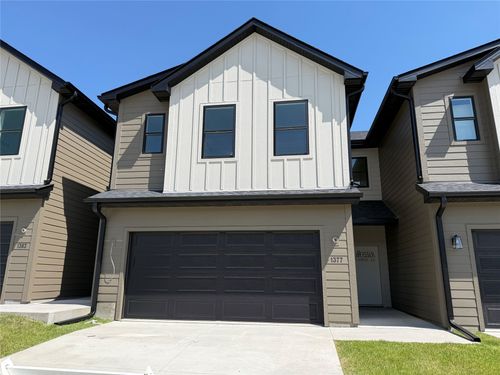 1377 Meadow Rose Pl, Waukee, IA, 50263-7909 | Card Image