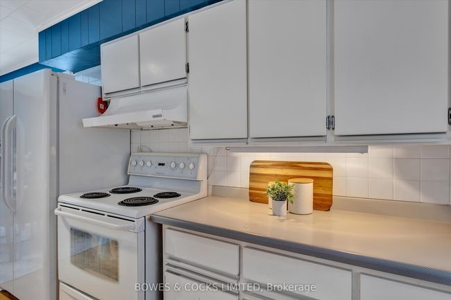 709 Bethune St, House other with 3 bedrooms, 2 bathrooms and 3 parking in Peterborough ON | Image 16