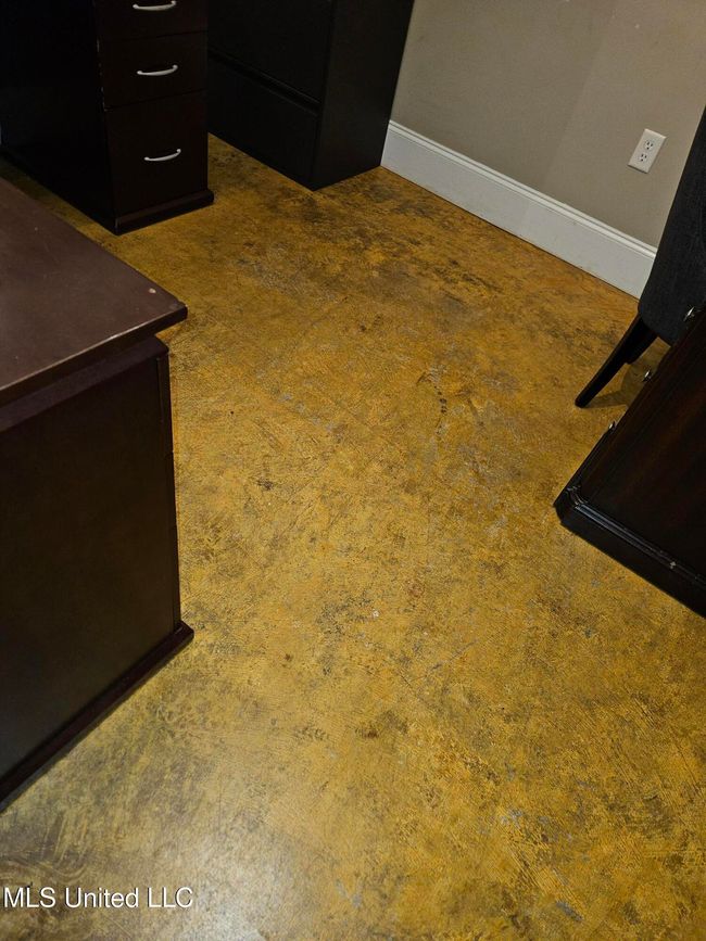 Mktg PR office stained concrete floor | Image 10