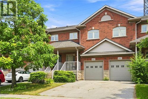 1069 Beach Blvd, Hamilton, ON, L8H6Z9 | Card Image