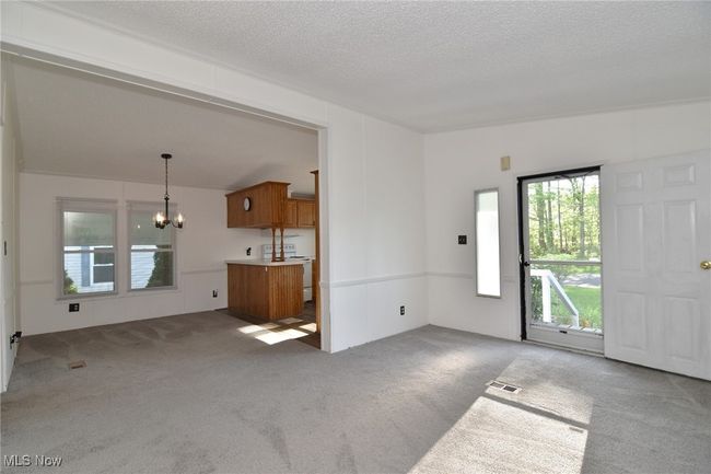 27 Cardinal Drive, House other with 2 bedrooms, 2 bathrooms and null parking in Hiram OH | Image 5
