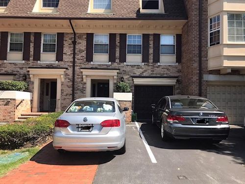 52l-12 Robin Ln, Bayside, NY, 11360-1137 | Card Image