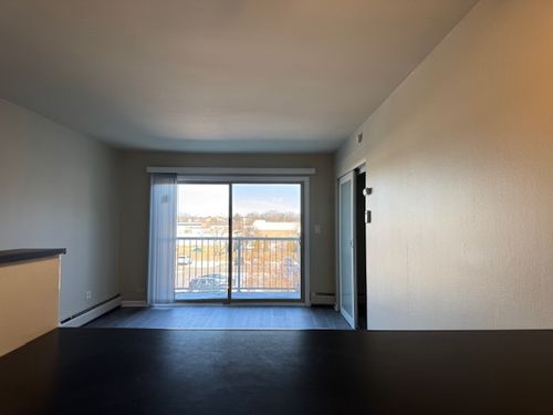 apt-309-5 Villa Verde Dr, Buffalo Grove, IL, 60089-4159 | Card Image