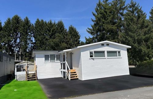 212-201 Cayer St, Coquitlam, BC, V3K5A9 | Card Image