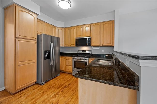 1503 Longbranch Ct, Townhouse with 2 bedrooms, 3 bathrooms and 2 parking in Naperville IL | Image 13