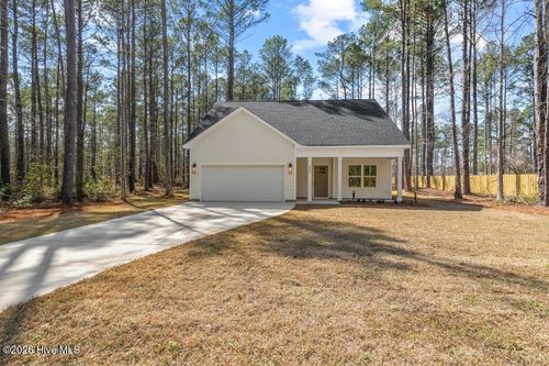 2080 Page Rd, Burgaw, NC, 28425-2626 | Card Image