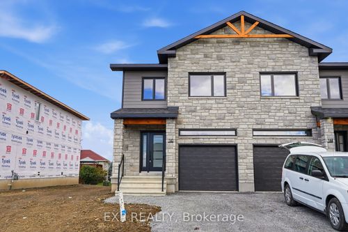 142 Elizabeth Street, North Dundas, ON, K0A2M0 | Card Image