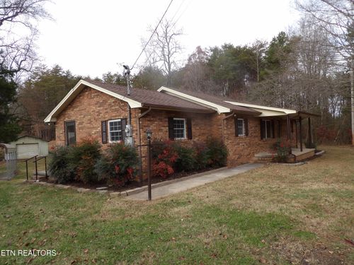 240 Old Rutledge Pike W, Blaine, TN, 37709-2327 | Card Image