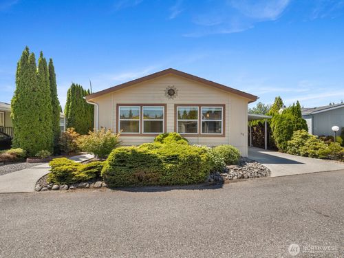 52-14727 43rd Ave Ne, Marysville, WA, 98271-8932 | Card Image