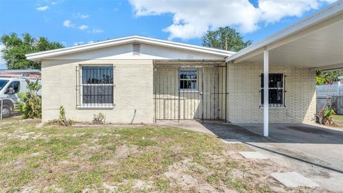 5609 Golden Dr, Tampa, FL, 33634-5054 | Card Image