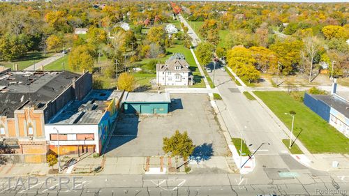 14241 E Jefferson Ave, Detroit, MI, 48215-2929 | Card Image