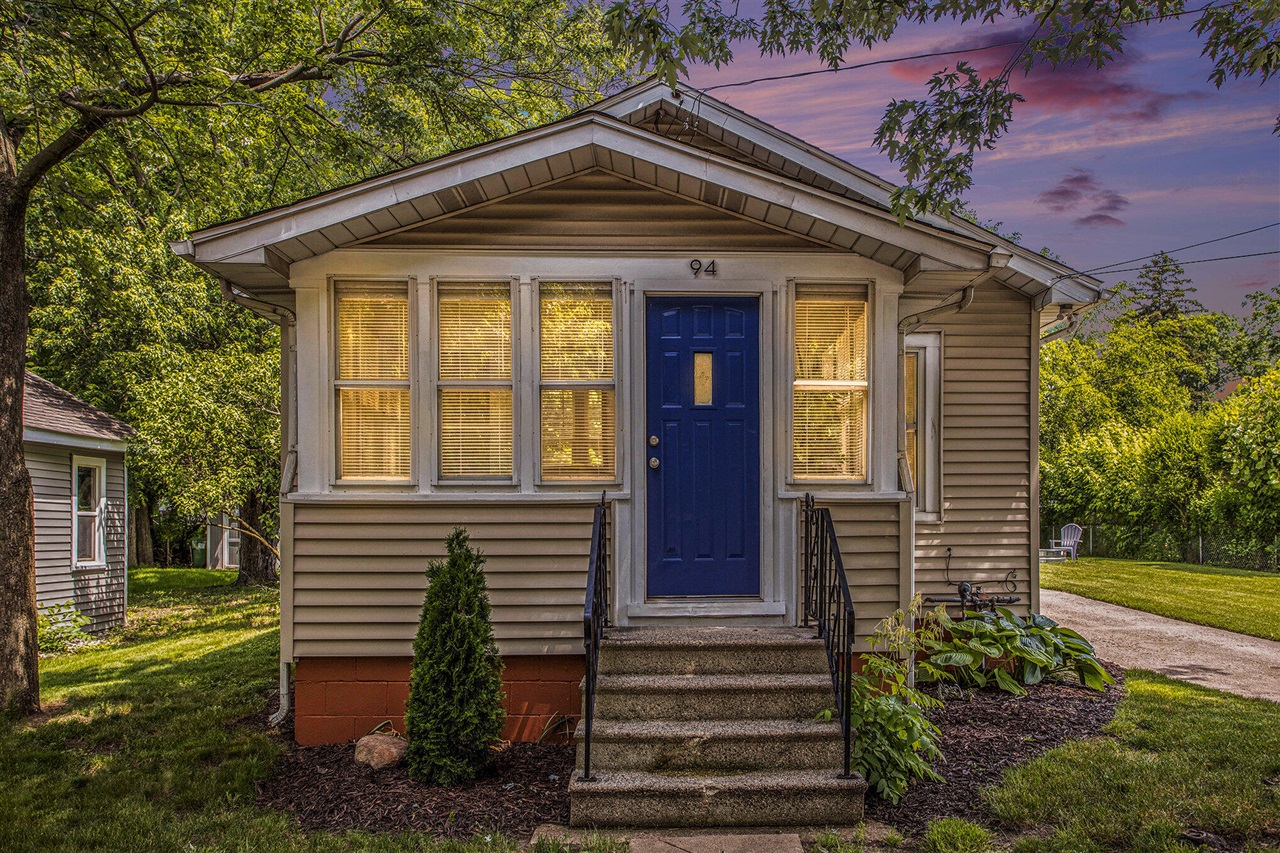Avenue A , Springfield, MI 49037