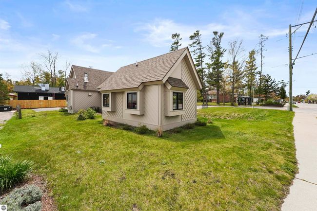 5955 S Oak St, Home with 0 bedrooms, 0 bathrooms and 12 parking in Glen Arbor MI | Image 21