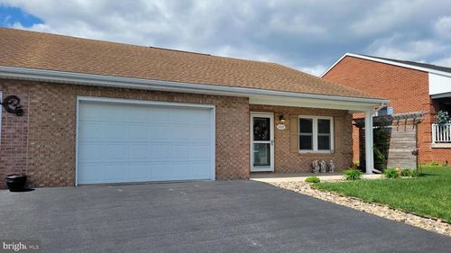 1227 Grand Legacy Dr, HAGERSTOWN, MD, 21740-3003 | Card Image