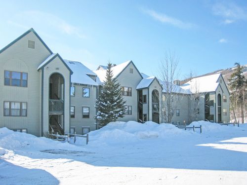 f301-81 White Loop, Ludlow, VT, 05149 | Card Image