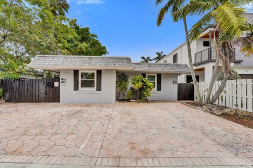 816 Se 12th St, Fort Lauderdale, FL, 33316-2008 | Card Image