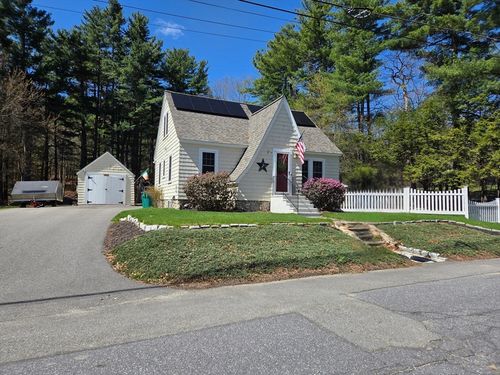 130 Whittemore St, Fitchburg, MA, 01420-1929 | Card Image