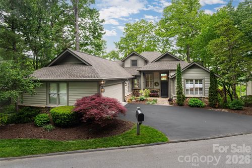 12 Spring Ridge Ln, Hendersonville, NC, 28739-9218 | Card Image