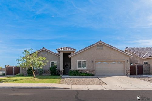 4197 W 27th Ln, Yuma, AZ, 85364-5679 | Card Image