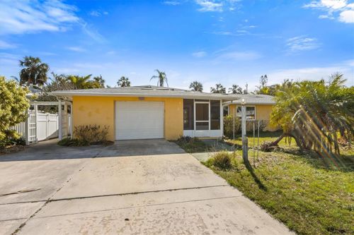 207 82nd St, HOLMES BEACH, FL, 34217-1017 | Card Image