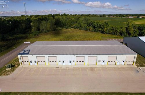 b-c-3513 N Bay Dr, Sandusky, OH, 44870 | Card Image