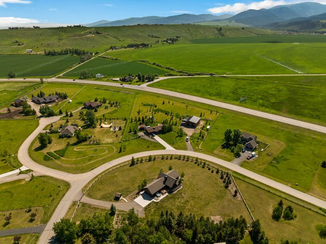 100 N Low Bench Rd, House other with 3 bedrooms, 2 bathrooms and null parking in Gallatin Gateway MT | Image 42
