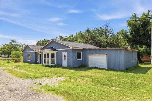 505 Willis St, Santa Anna, TX, 76878-2520 | Card Image