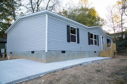 1003 Magnolia St, Rossville, GA, 30741-2039 | Card Image