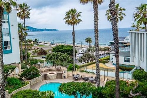102-610 The Vlg, Redondo Beach, CA, 90277-2511 | Card Image
