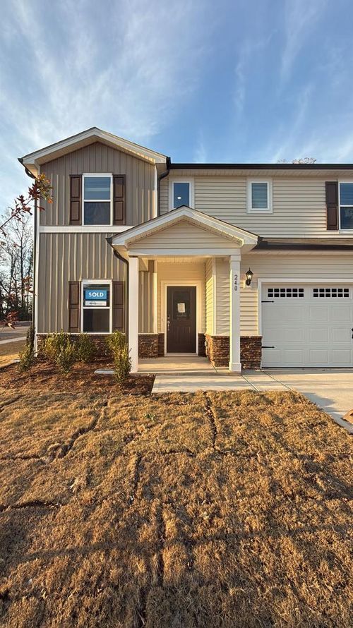 240 Squirrel Oaks Ln, Garner, NC, 27529 | Card Image