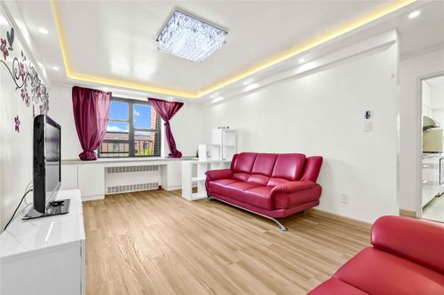 apt-6a-26-25 141st St, Flushing, NY, 11354-1636 | Card Image