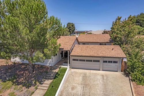10178 Alpine Dr, Cupertino, CA, 95014 | Card Image