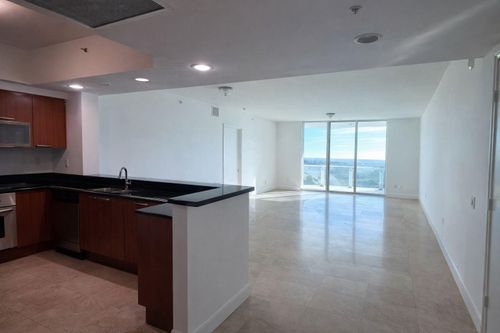 1607-14951 Royal Oaks Ln, North Miami, FL, 33181-2480 | Card Image