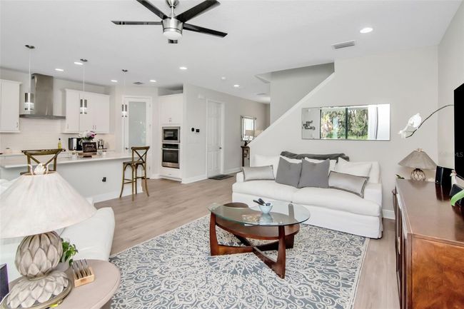 14787 Gallop Run Dr, House other with 5 bedrooms, 3 bathrooms and null parking in Lithia FL | Image 16