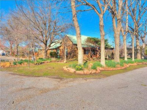 1928 W Idaho, Chickasha, OK, 73018 | Card Image