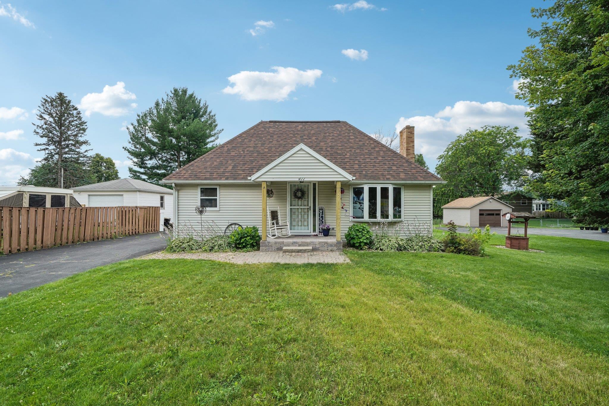 Holum St, Deforest, WI 53532