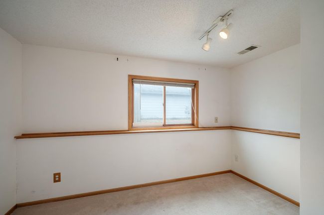 bedroom 3- lower level | Image 17