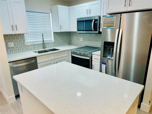 e5-805 W Oakland Park Boulevard, Wilton Manors, FL, 33311 | Card Image