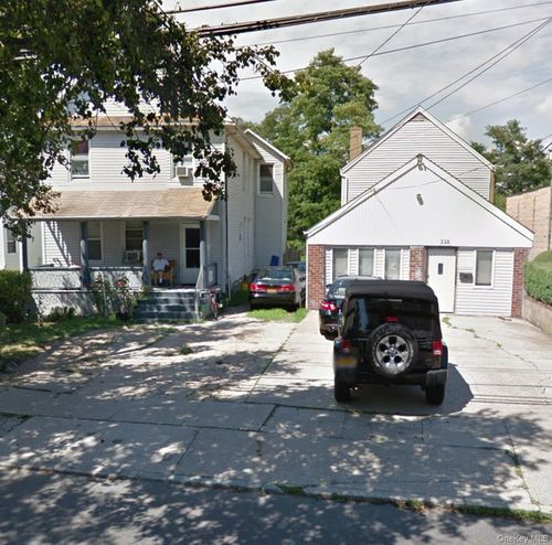 33 Sterling Pl, Amityville, NY, 11701-2970 | Card Image